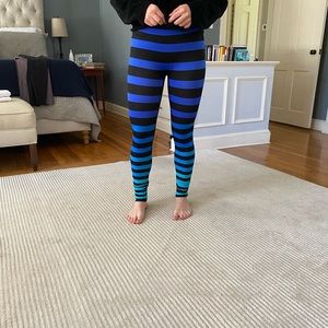 K. Deer workout leggings